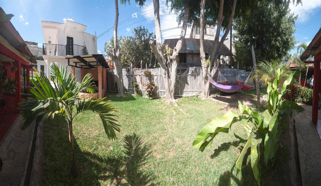 Zoola Resort San Pedro La Laguna Exteriör bild